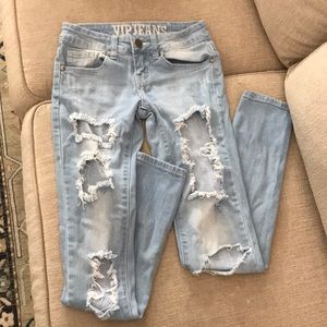 VIP brand destroyed skinny jeans, 00, $7price firm